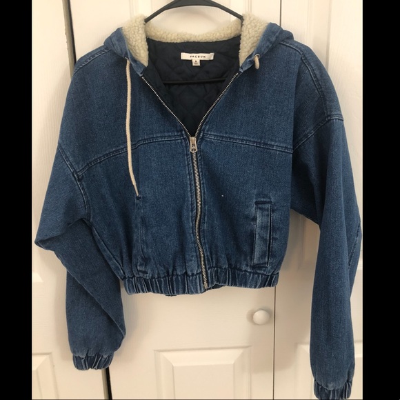 PacSun Jackets & Blazers - JEAN CROPPED JACKET WITH fur HOOD